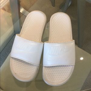 Women’s Nike slides, white